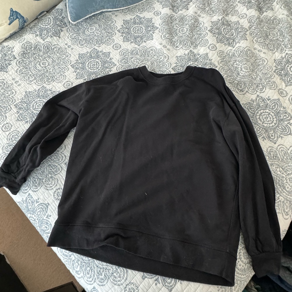 Lululemon crew neck
